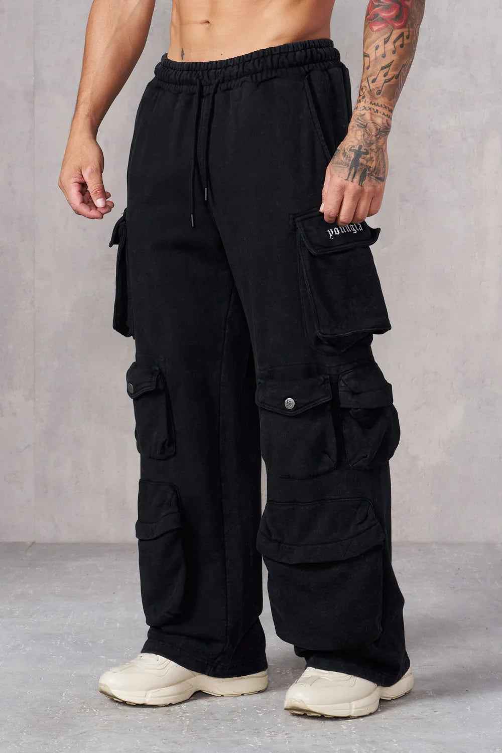 2005 - Hella Pocket Sweats Black  Wash (Minor Fault)